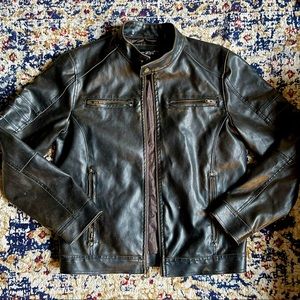 Black Rivet leather jacket mens sz small